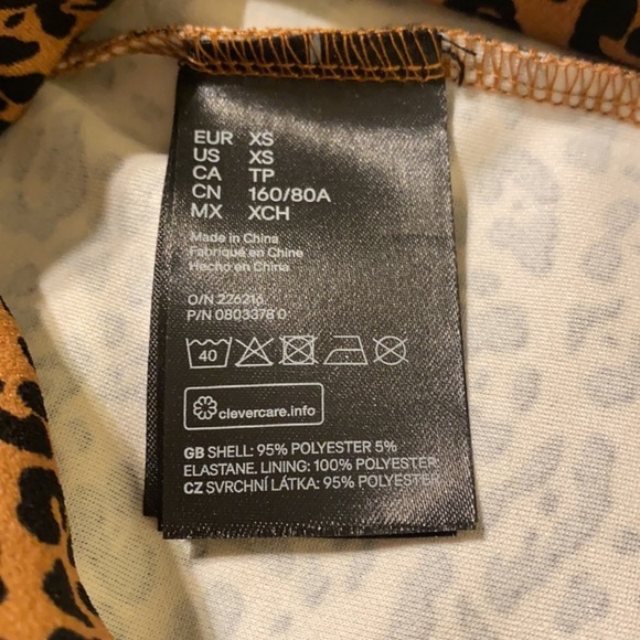 H&M Leopard Print Bodycon Mini Dress - Picture 6 of 6